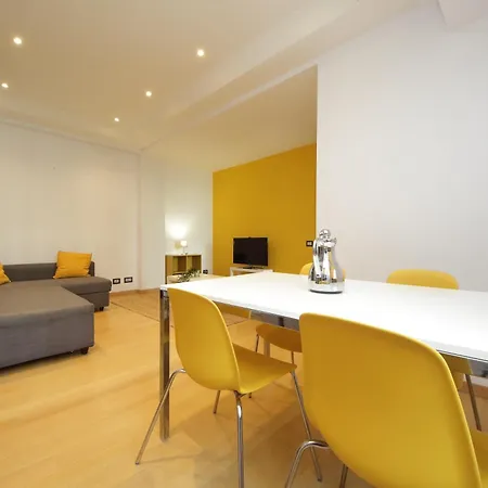 Cozy And Comfy Apartment In Piramide Metro Stop Roma Esterno foto