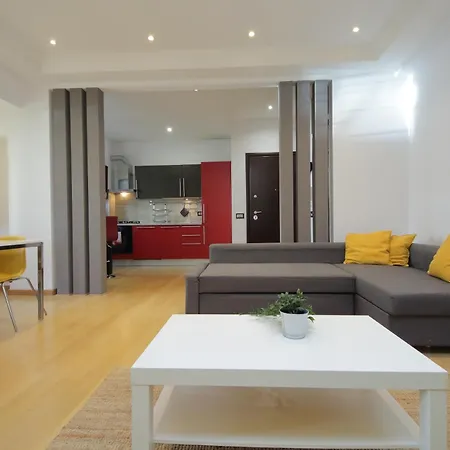 Cozy And Comfy Apartment In Piramide Metro Stop Roma Esterno foto