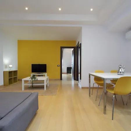 Cozy And Comfy Apartment In Piramide Metro Stop Roma Esterno foto